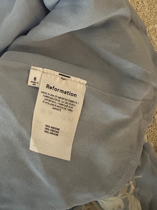 Reformation Byron Dress - Picture 7 of 7